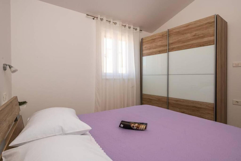 Room 3, House Ester, Ližnjan