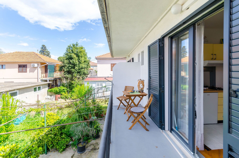 Terrace/patio 4, Apartments In Center, Jelsa