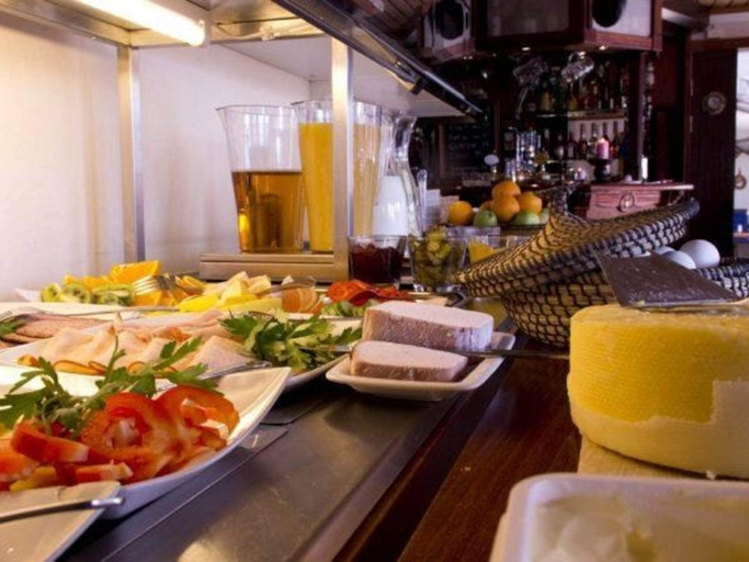 Food & Drinks 4, Appealing vacation home with free breakfast, Göteborg