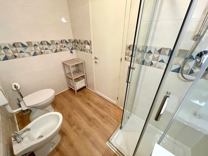 Bathroom 3, Bright Studio Only 320mt From the sea, Venezia