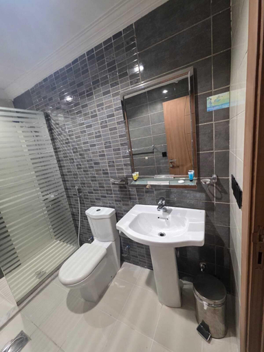 Bathroom, Julanar Alsharq Suites, Jeddah