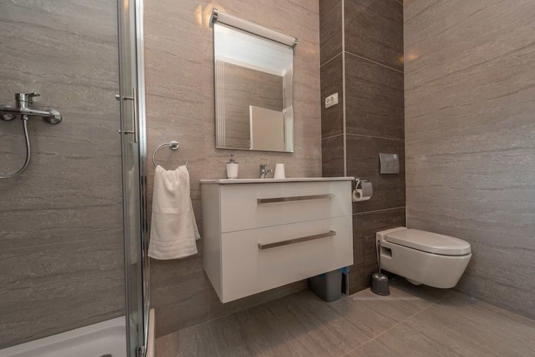 Bathroom 4, Villa Mendula, Galovac