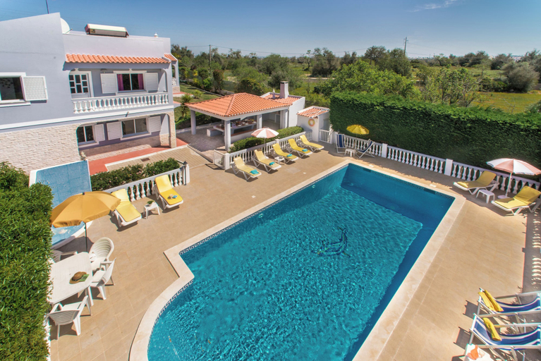 Others 5, 5BR w Private Pool & Snooker Table, Silves
