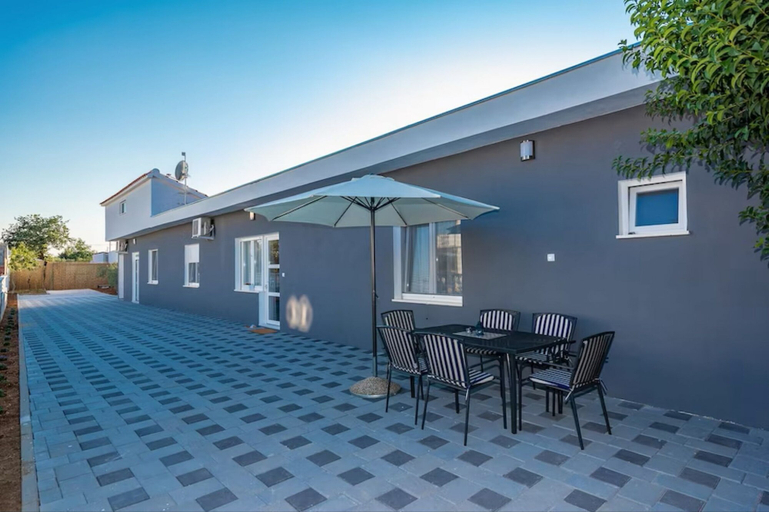 Building design 3, Villa Mendula, Galovac