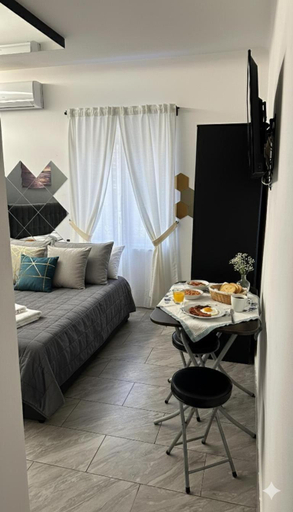 Bedroom 2, The Dream, Massa Carrara