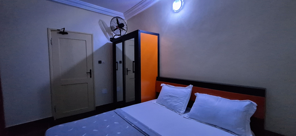 Room 5, Room-economy Double Bed in Lome Togo, Golfe (incl Lomé)