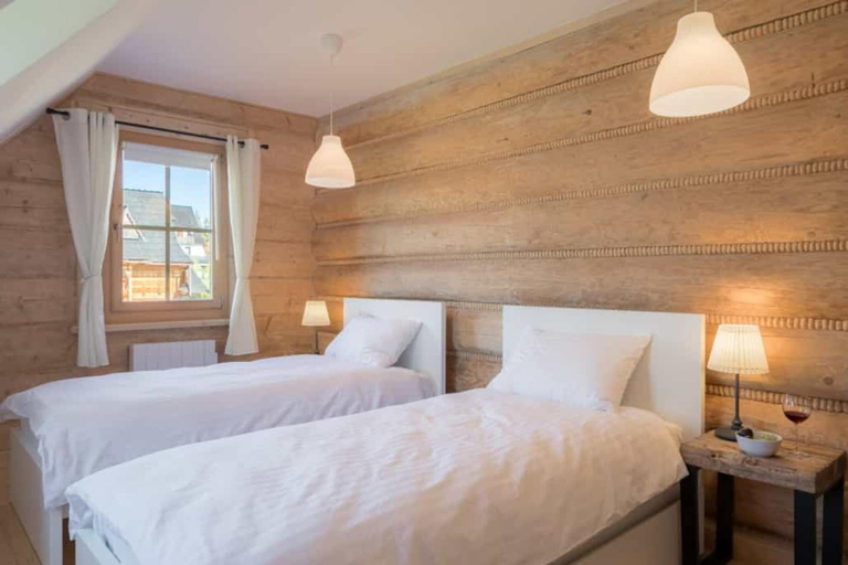 Room 5, Holiday Home With a Terrace and Mountain Views, Tatra