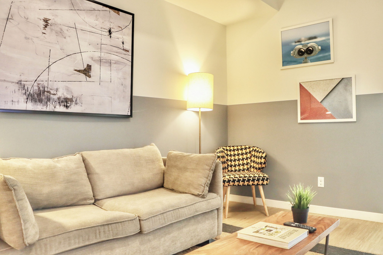 Living area 5, Broadway, San Diego