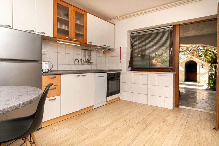 Private kitchen 2, Apartment Maria Stay, Okrug