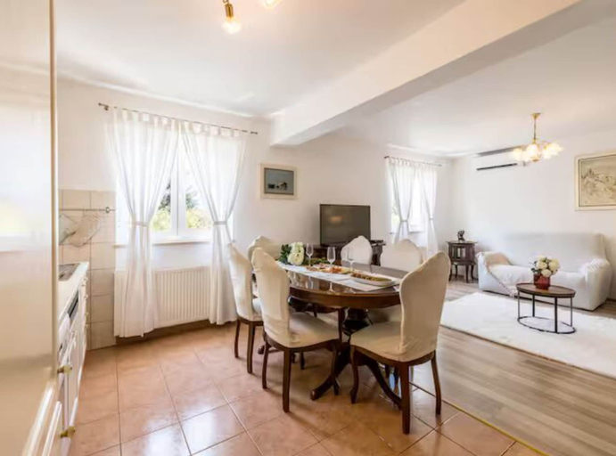 Dining room 2, Villa Pax, Lovreć