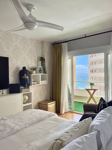 Room 5, Marbella Beachfront Studio, Málaga