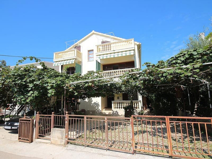 Others 1, Comfortable Apartment, Close to the Beach, Zadar