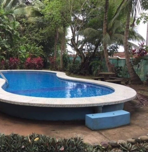 Pool, Sunset Villa, Comfortable House Steps From the Beach, Parrita