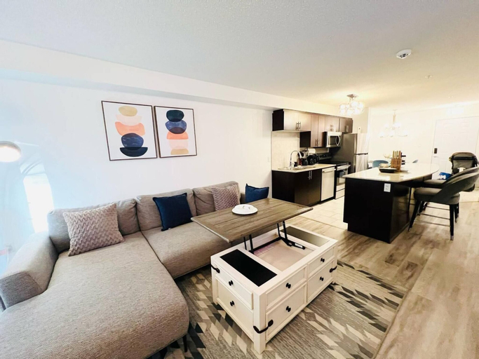 Living room 4, Modern Comfort in Edmonton's Heart, 2 Bedroom Apartment, Division No. 11