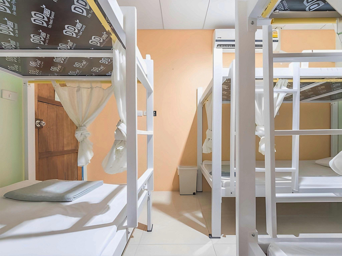 Bedroom 3, ZLEEP63 Hostel, Don Muang