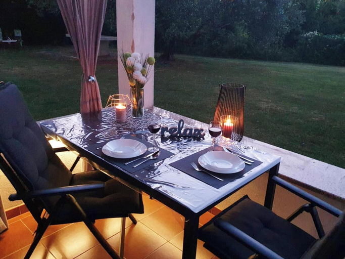 Outdoor dining 4, Bright Accommodation Near the sea in Zambratija, Umag