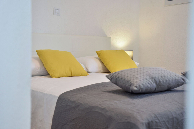 Room 2, House Lila Jacuzzy, Marina