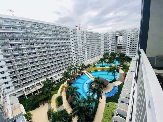 Pool 4, Relax in Pasay City at Shell Residences - Your Home Away From Home, Pasay City