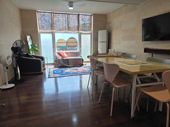 Interior 4, MurMum 2, Chilgok