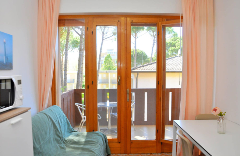 Interior 2, Pinewood Serenity Just 100mt From the Beach, Venezia