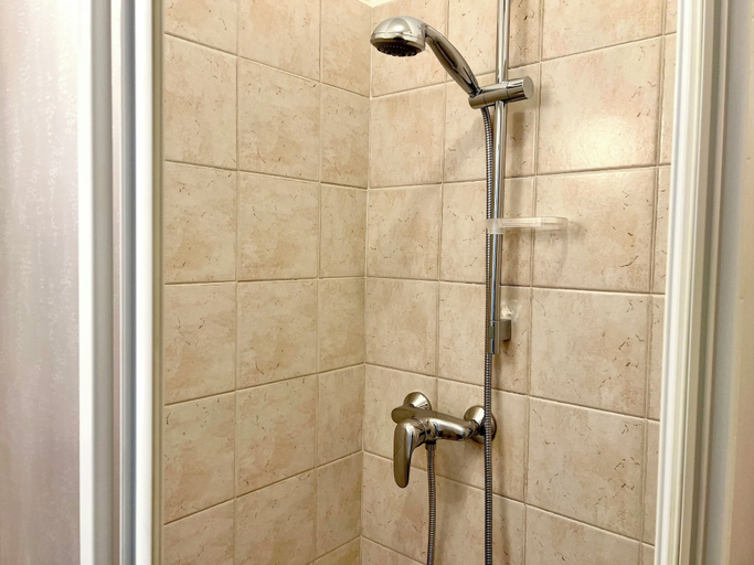 Bathroom 3, Flat With Parking Near the Beach, Udine