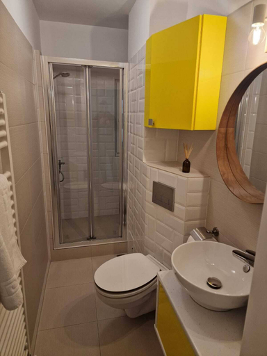 Others 5, Yellow Apartment - Cismigiu Gardens, Municipiul Bucuresti