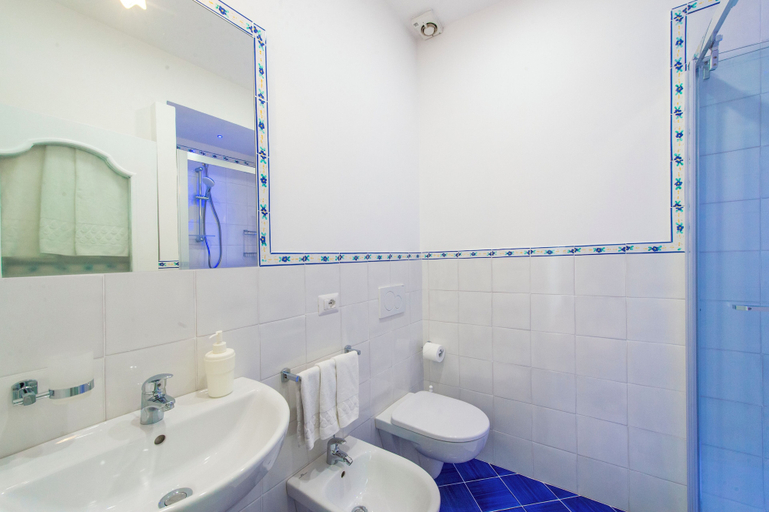 Bathroom 4, Villa Panorama Sea view, Salerno