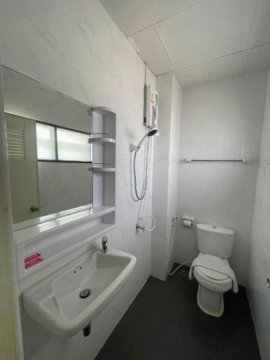 Bathroom, House Hotel Walking Street, Pattaya