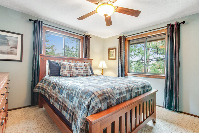 Room 3, Three BR With Epic Mountain Views and Huge Deck!, Larimer