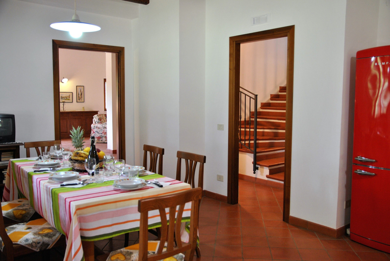 Dining 2, Villa Il Casolare Country House With Pool on Sperlonga's Hill, Latina