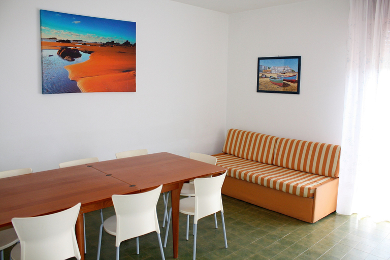 Dining room 4, Equipped Flat With Garden and Pool, Udine