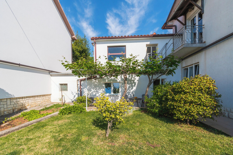 Courtyard 4, Apartment Aurora, Opatija/Veprinac