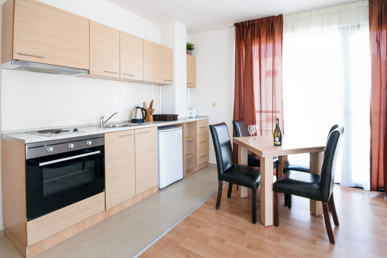 Others 1, Seaside 1 BR Apartment with balcony, max 4 Guests, Nesebar