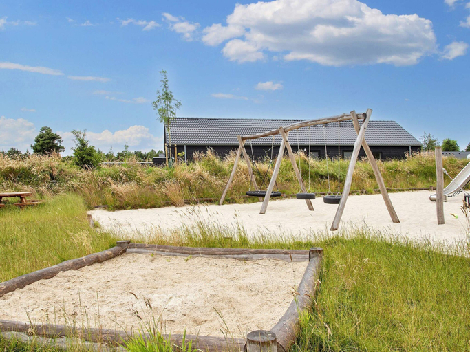 Others 5, 5 Star Holiday Home in Romo, Tønder