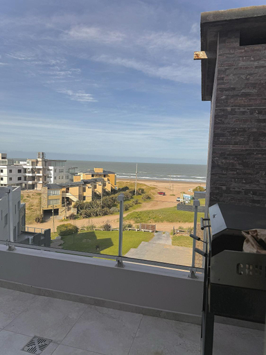 Others 4, Zelena Voda, Villa Gesell