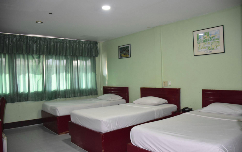 Bedroom 3, Woodlands Inn, Bang Rak
