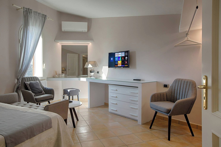 Bedroom 3, Luxury Villa In Sorrento Coast Strategic Location, Napoli