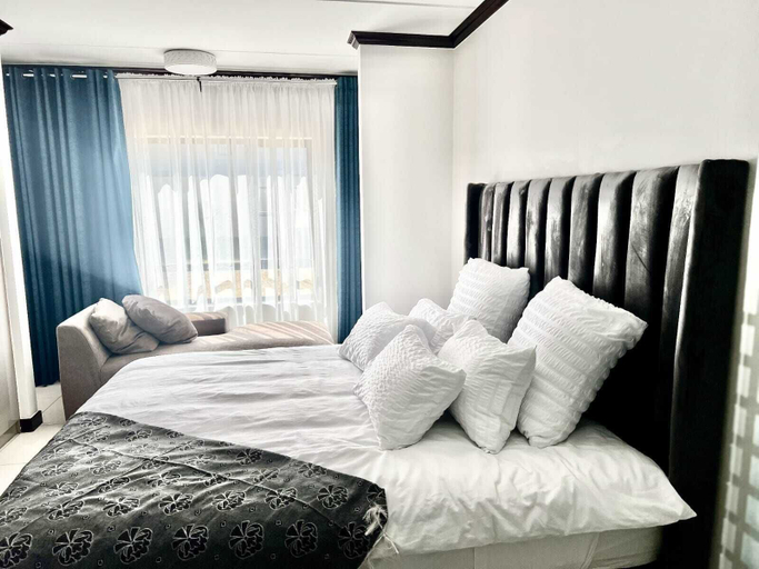 Room 5, 3-bedroom Luxury apartment, City of Johannesburg