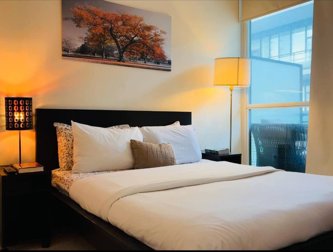 Room 2, Stylish Cozy 1bedroom Condo in Square one Centre, Peel
