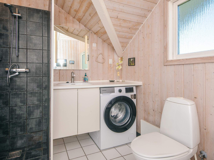 Bathroom 3, 4 star holiday home in Hejls, Kolding