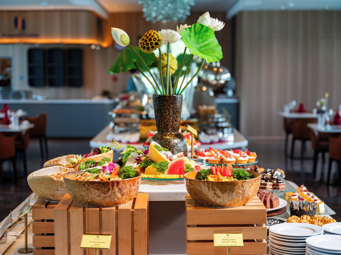 Restaurant 3, Azura Cruise, Hạ Long