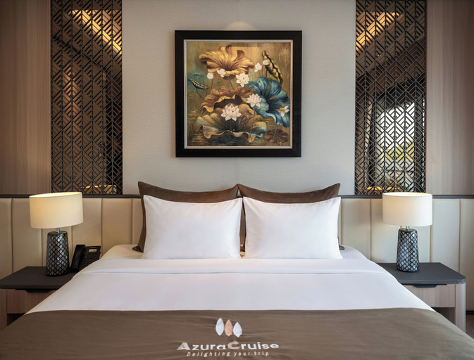 Room 4, Azura Cruise, Hạ Long