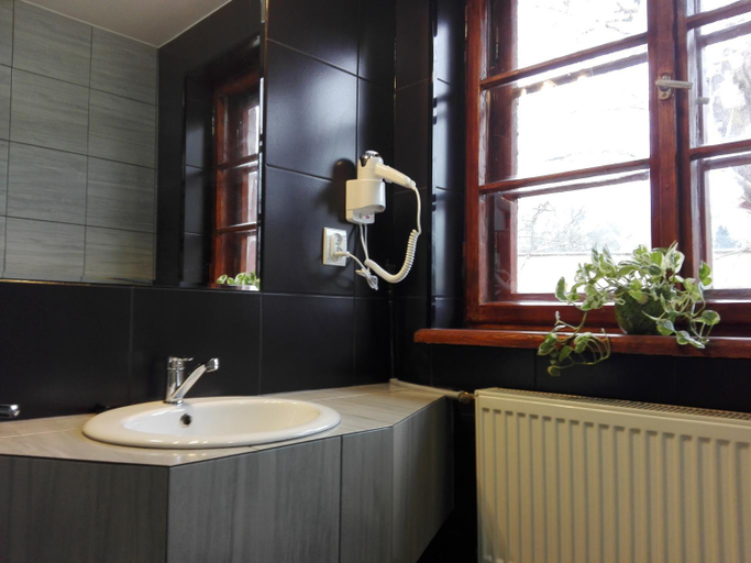 Bathroom 5, Willa REIMERS, Nowy Dwór Gdański