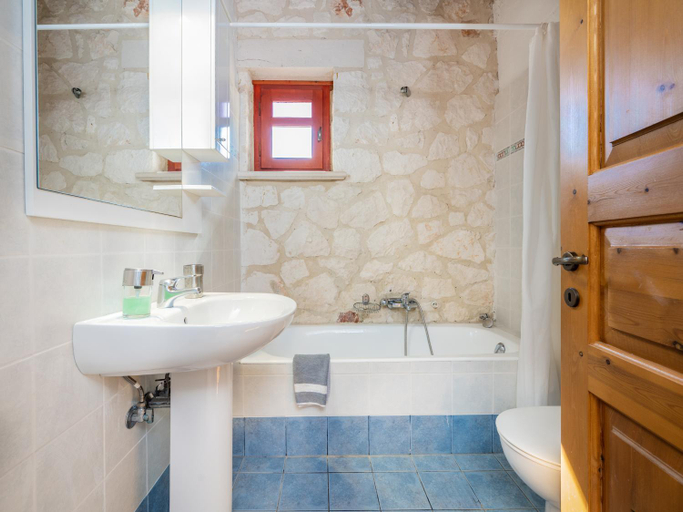 Bathroom 2, Nephele 3 bedroom villa with private pool, Ionian Islands