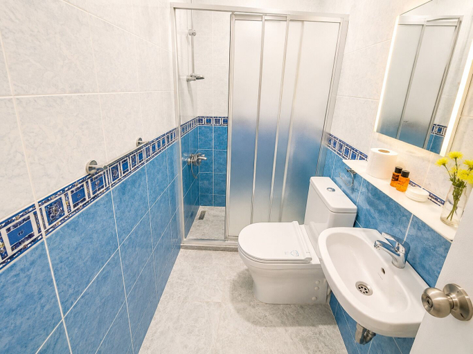 Bathroom 5, Anadolu Hotel, Fatih