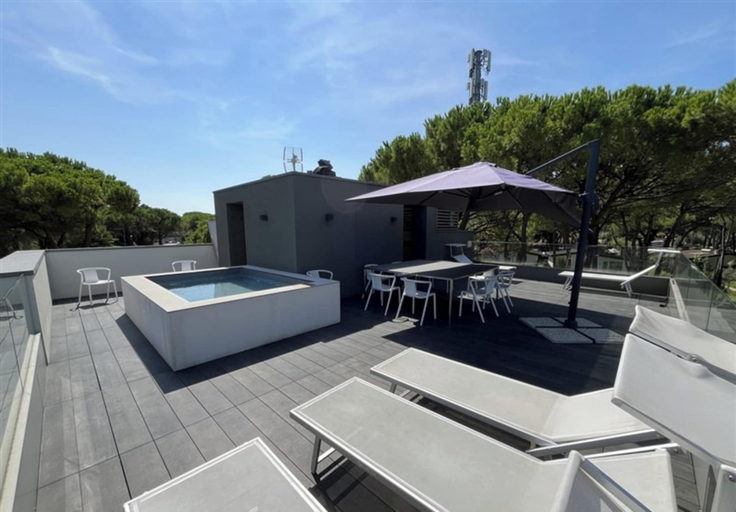 Primary image, Stylish Apartment for Your Perfect Getaway With Whirlpool, Udine
