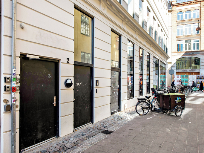 Others 2, Leaves 2- Chic Apt for 8 Persons in Central Copenhagen, Copenhagen