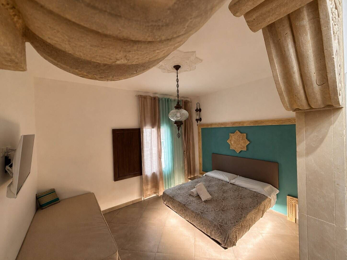 Bedroom 4, Thaam, Trapani