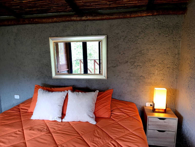 Room 4, Mama Anza's House in a Magical Mountain!, Floridablanca
