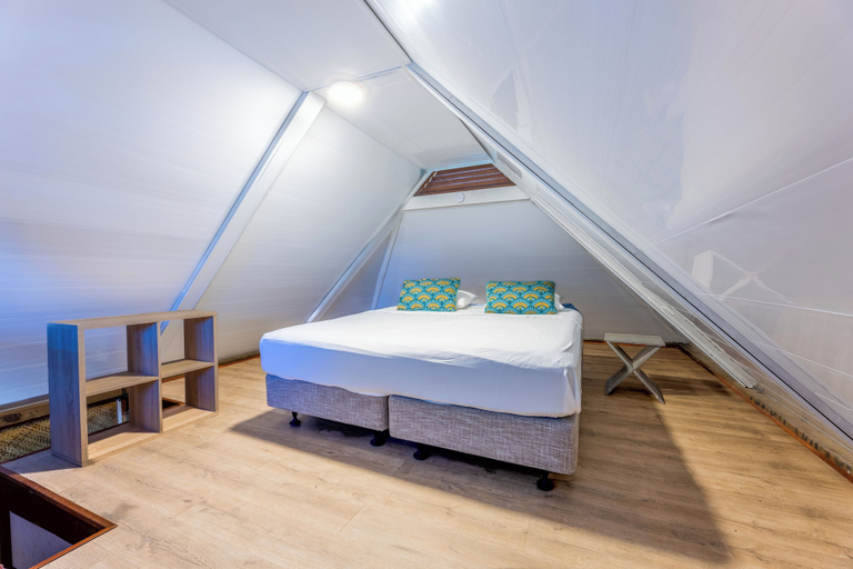 Bedroom 4, Fare Aute Beach